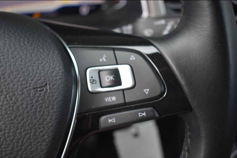 Volkswagen T-Roc 1.0 TSI | VIRTUAL COCKPIT | CAMERA | APPLE CARPLAY | ANDROID AUTO | NAP | DEALER ONDERHOUDEN
