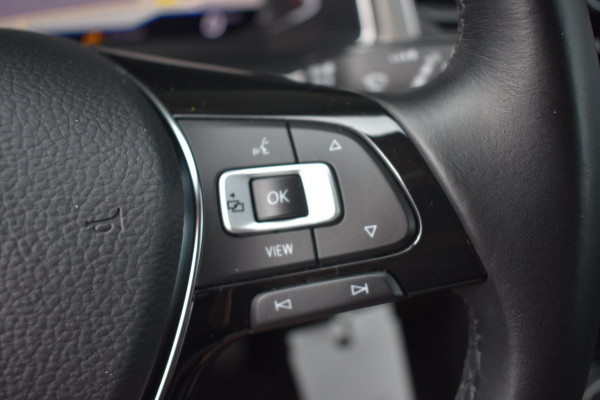 Volkswagen T-Roc 1.0 TSI | VIRTUAL COCKPIT | CAMERA | APPLE CARPLAY | ANDROID AUTO | NAP | DEALER ONDERHOUDEN