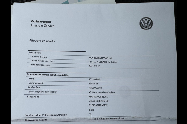 Volkswagen Tiguan 1.4 TSI * Navigatie * Parkeersensoren * Lane Assist * Lichtmetalen Velgen *