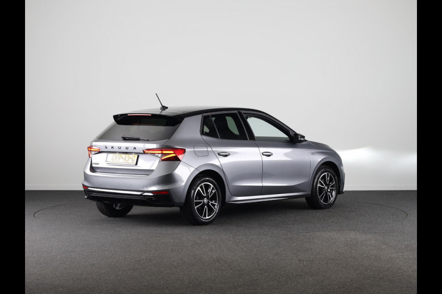 Škoda Fabia 1.0 TSI Monte Carlo 95 pk | Verlengde garantie | Navigatie via App | Parkeersensoren | Achteruitrijcamera | LED koplampen | Stoelverwarming |