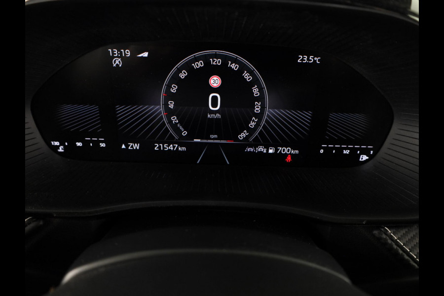 Škoda Fabia 1.0 TSI Monte Carlo 95 pk | Verlengde garantie | Navigatie via App | Parkeersensoren | Achteruitrijcamera | LED koplampen | Stoelverwarming |