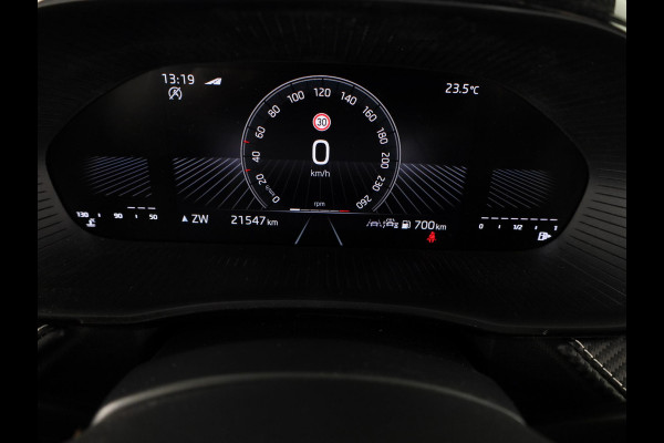 Škoda Fabia 1.0 TSI Monte Carlo 95 pk | Verlengde garantie | Navigatie via App | Parkeersensoren | Achteruitrijcamera | LED koplampen | Stoelverwarming |