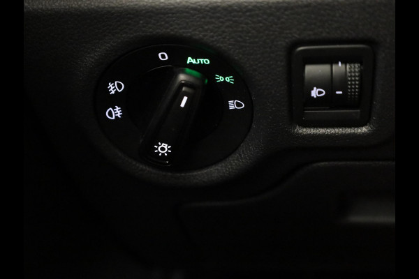 Škoda Fabia 1.0 TSI Monte Carlo 95 pk | Verlengde garantie | Navigatie via App | Parkeersensoren | Achteruitrijcamera | LED koplampen | Stoelverwarming |