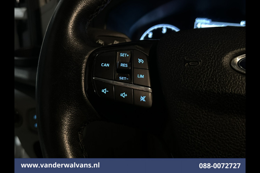 Ford Transit 2.0 TDCI 130pk L3H2 Euro6 Airco | Camera | Navigatie | Apple Carplay | Android Auto Cruisecontrol, Stoelverwarming, Parkeersensoren, Verwarmde voorruit, Bijrijdersbank