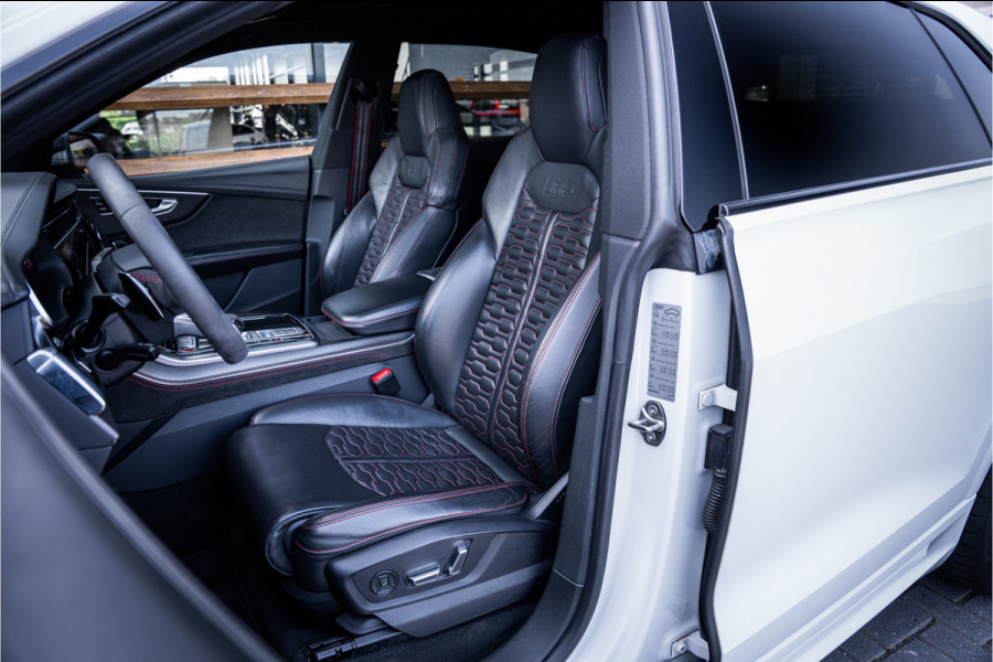Audi RSQ8 4.0 TFSI quattro - RS Dynamic Plus | Keramisch | Panorama | B&O Advanced | Luchtvering