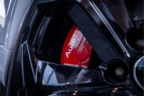 Audi RSQ8 4.0 TFSI quattro - RS Dynamic Plus | Keramisch | Panorama | B&O Advanced | Luchtvering