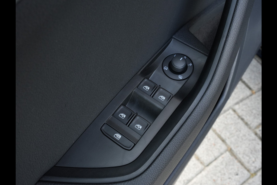 Škoda Superb Combi 1.5 TSI ACT Business Edition | Navigatie | Stoelverwarming | Android/Apple Carplay