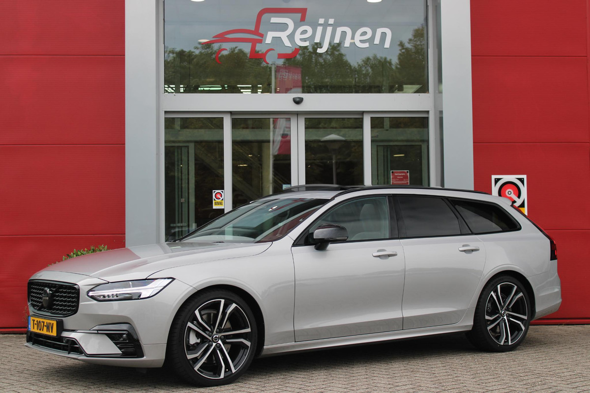 Volvo V90 B5 250PK ULTIMATE DARK MILD HYBRID | PANORAMISCH SCHUIF/KANTEL DAK | HARMAN KARDON PREMIUM AUDIO | FULL-LED ACTIVE HIGH BEAM KOPLAMPEN | LED MISTLAMPEN VOOR | POWER SEATS - BESTUURDERS- EN PASSAGIERSSTOEL ELEKTRISCHVERSTELBAAR MET GEHEUGEN, ELEKTRISCH VERSTELBARE ZITVERLENGERS /LENDESTEUN VIERVOUDIG VERSTELBAAR | SPORTSTOELEN MET NAPPA LEER | STOEL/STUUR VERWARMING | ORREFORS KRISTALLEN POOKKNOP | ZWARTE HEMELBEKLEDING | EXTRA GETINT GLAS ACHTER | ACHTERUITRIJ CAMERA | UITKLAPBARE ZITVERHOGERS ACHTERBANK | 20" BLACK DIAMONT VELGEN | PARKEER VERWARMING MET TIMER "STAND Volvo V90 B5 250PK ULTIMATE DARK MILD HYBRID | PANORAMISCH SCHUIF/KANTEL DAK | HARMAN KARDON PREMIUM AUDIO | FULL-LED ACTIVE HIGH BEAM KOPLAMPEN | LED MISTLAMPEN VOOR | POWER SEATS - BESTUURDERS- EN PASSAGIERSSTOEL ELEKTRISCHVERSTELBAAR MET GEHEUGEN, ELEKTRISCH VERSTELBARE ZITVERLENGERS /LENDESTEUN VIERVOUDIG VERSTELBAAR | SPORTSTOELEN MET NAPPA LEER | STOEL/STUUR VERWARMING | ORREFORS KRISTALLEN POOKKNOP | ZWARTE HEMELBEKLEDING | EXTRA GETINT GLAS ACHTER | ACHTERUITRIJ CAMERA | UITKLAPBARE ZITVERHOGERS ACHTERBANK | 20" BLACK DIAMONT VELGEN | PARKEER VERWARMING MET TIMER "STAND