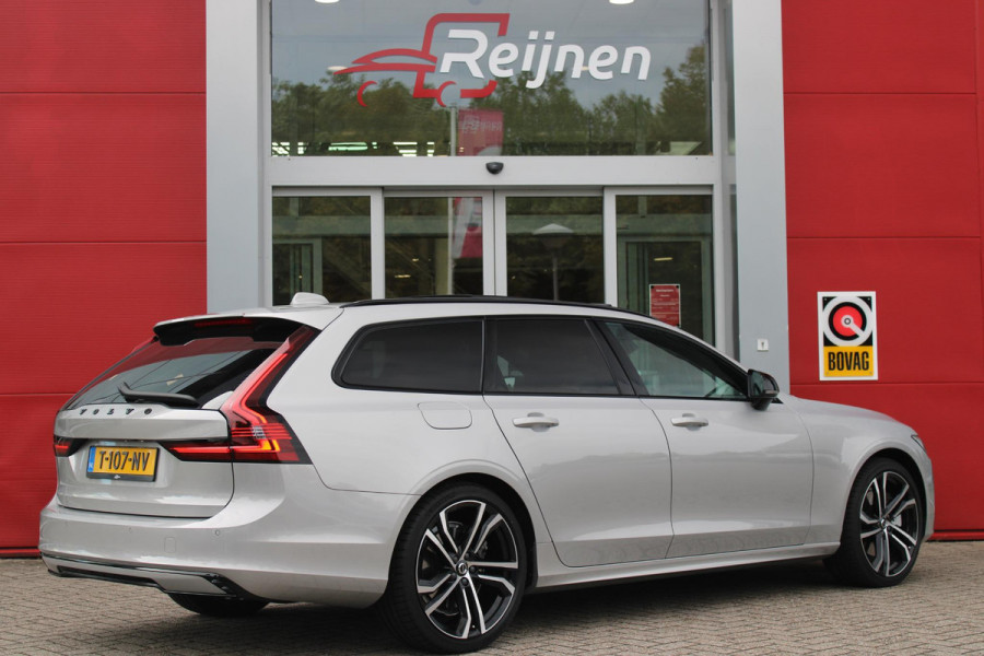 Volvo V90 B5 250PK ULTIMATE DARK MILD HYBRID | PANORAMISCH SCHUIF/KANTEL DAK | HARMAN KARDON PREMIUM AUDIO | FULL-LED ACTIVE HIGH BEAM KOPLAMPEN | LED MISTLAMPEN VOOR | POWER SEATS - BESTUURDERS- EN PASSAGIERSSTOEL ELEKTRISCHVERSTELBAAR MET GEHEUGEN, ELEKTRISCH VERSTELBARE  ZITVERLENGERS /LENDESTEUN VIERVOUDIG VERSTELBAAR | SPORTSTOELEN MET NAPPA LEER | STOEL/STUUR VERWARMING | ORREFORS KRISTALLEN POOKKNOP | ZWARTE HEMELBEKLEDING | EXTRA GETINT GLAS ACHTER | ACHTERUITRIJ CAMERA | UITKLAPBARE ZITVERHOGERS ACHTERBANK | 20" BLACK DIAMONT VELGEN | PARKEER VERWARMING MET TIMER "STAND