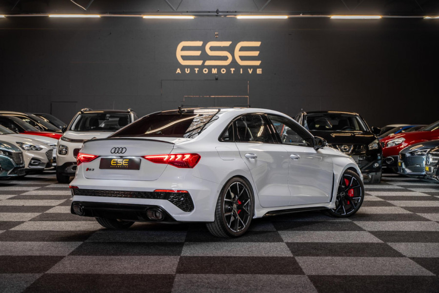 Audi RS3 Limousine 2.5 TFSI RS 3 quattro B&O | Hud | RS-seats | Matrix
