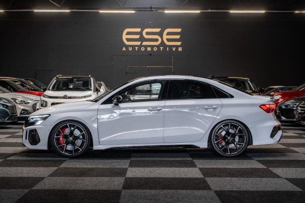 Audi RS3 Limousine 2.5 TFSI RS 3 quattro B&O | Hud | RS-seats | Matrix