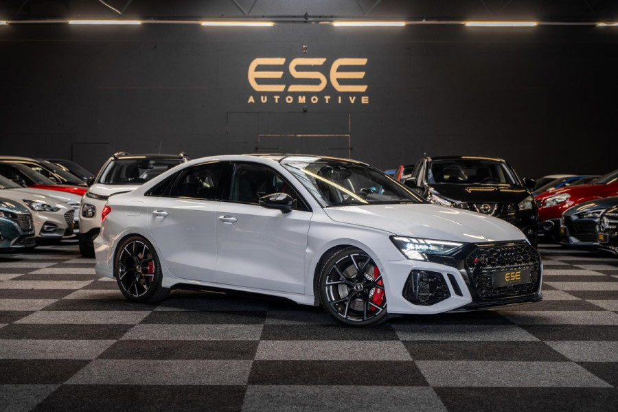 Audi RS3 Limousine 2.5 TFSI RS 3 quattro B&O | Hud | RS-seats | Matrix