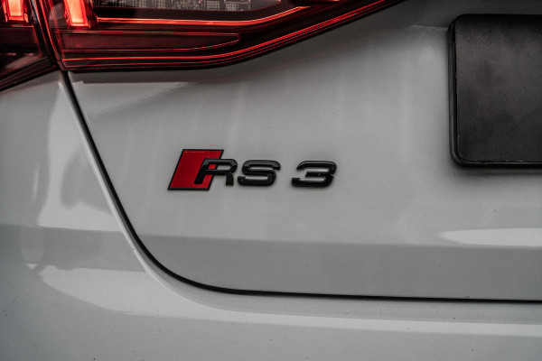 Audi RS3 Limousine 2.5 TFSI RS 3 quattro B&O | Hud | RS-seats | Matrix
