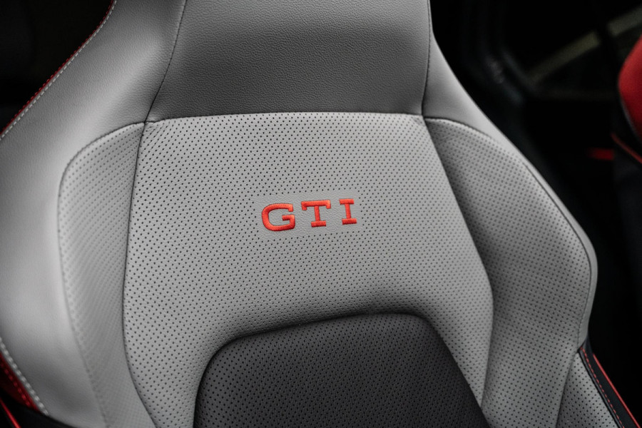 Volkswagen Golf 8.5 2.0 TSI GTI | Panorama | H&K | Leder | Memory | IQ Light
