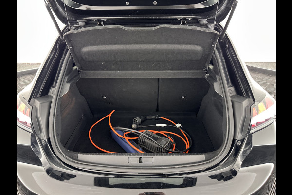 Peugeot e-208 EV Active 50 kWh [ 3-Fase ] Aut. *NAVI-FULLMAP | FULL-LED | MICROFIBRE | SPORT-SEATS | CARPLAY | CCS-FASTLOADER | KEYLESS | DAB+ | LANE-ASSIST | CRUISE | ECC | PDC*