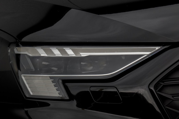 Audi S3 Limousine 2.0 TFSI quattro S3 Edition One | HEAD UP | RS SPORSTOELEN | MASSAGE STOELEN | BANG & OLUFSEN | PANO