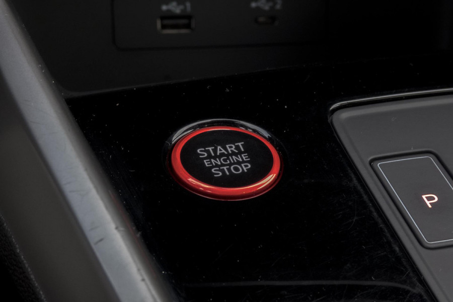 Audi S3 Limousine 2.0 TFSI quattro S3 Edition One | HEAD UP | RS SPORSTOELEN | MASSAGE STOELEN | BANG & OLUFSEN | PANO