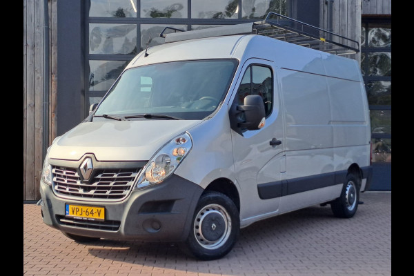 Renault Master T35 2.3 dCi L2H2 | Airco | Navi | Imperiaal | Betimmering | Trekhaak - opstap |