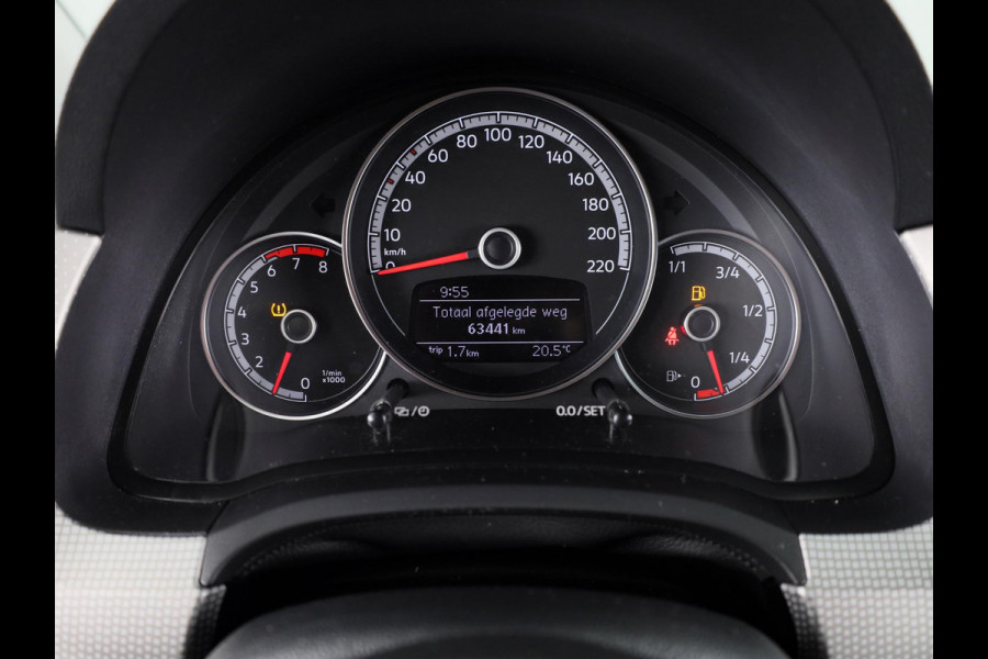 Volkswagen up! 1.0 BMT high up! 60 PK | Cruise control | Parkeersensoren | Multistuurwiel