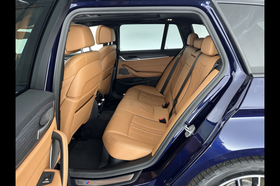 BMW 5 Serie Touring 540d xDrive High Executive (INCL-BTW) Aut. *PANO | LASER-LIGHT | HEAD-UP | LUXURY-LEATHER | BLIND-SPOT | MEMORY-PACK | HARMAN/KARDON | TOP-VIEW | DIGI-COCKPIT | HEATED-COMFORTSEATS | KEYLESS | NAVI-FULLMAP | 18''ALU*