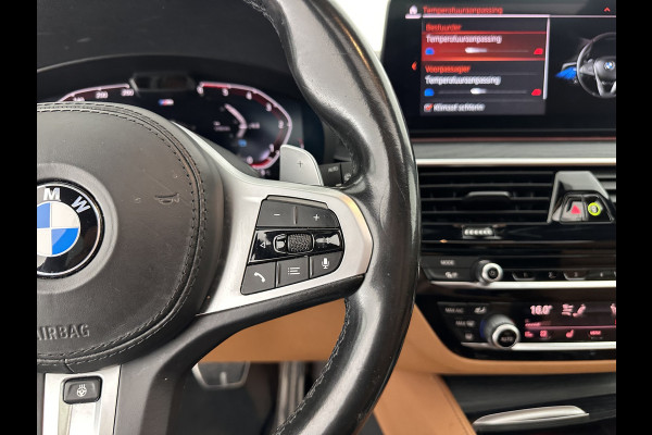 BMW 5 Serie Touring 540d xDrive High Executive (INCL-BTW) Aut. *PANO | LASER-LIGHT | HEAD-UP | LUXURY-LEATHER | BLIND-SPOT | MEMORY-PACK | HARMAN/KARDON | TOP-VIEW | DIGI-COCKPIT | HEATED-COMFORTSEATS | KEYLESS | NAVI-FULLMAP | 18''ALU*