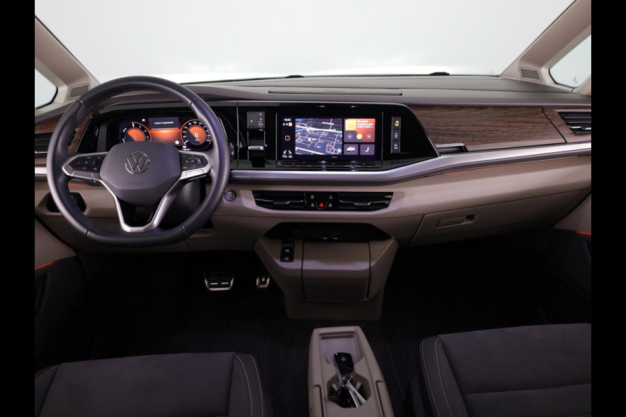 Volkswagen Multivan 1.4 eHybrid L1H1 Style 218 pk Automaat (DSG) | Navigatie | Elektr. trekhaak | Parkeersensoren (Park assist) | Achteruitrijcamera | Adaptieve cruise control | Elektr. schuifdeuren li/re |