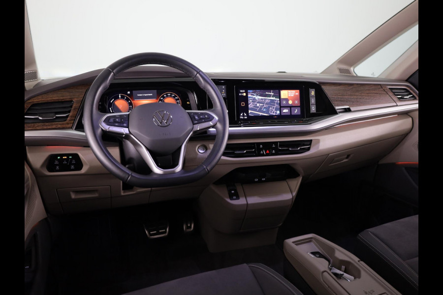 Volkswagen Multivan 1.4 eHybrid L1H1 Style 218 pk Automaat (DSG) | Navigatie | Elektr. trekhaak | Parkeersensoren (Park assist) | Achteruitrijcamera | Adaptieve cruise control | Elektr. schuifdeuren li/re |