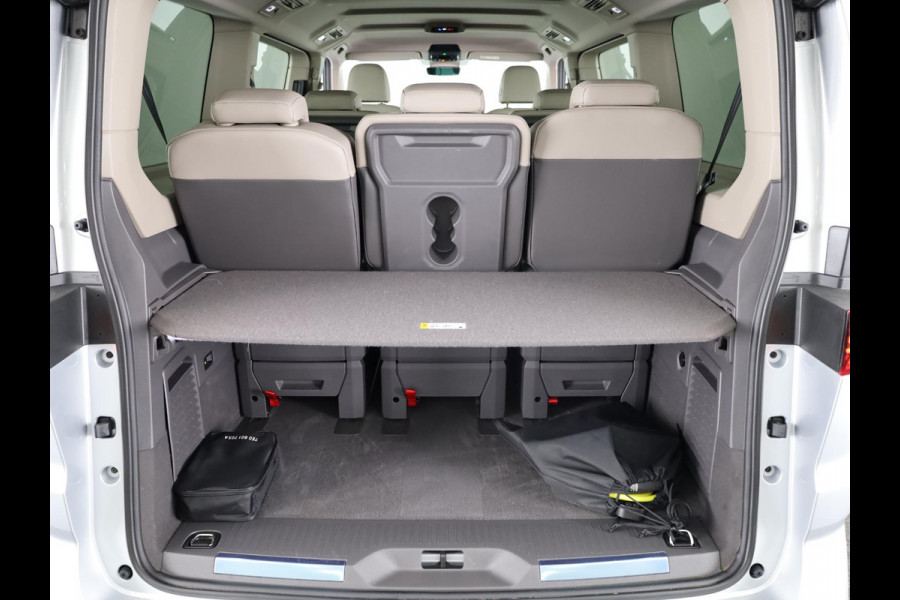 Volkswagen Multivan 1.4 eHybrid L1H1 Style 218 pk Automaat (DSG) | Navigatie | Elektr. trekhaak | Parkeersensoren (Park assist) | Achteruitrijcamera | Adaptieve cruise control | Elektr. schuifdeuren li/re |