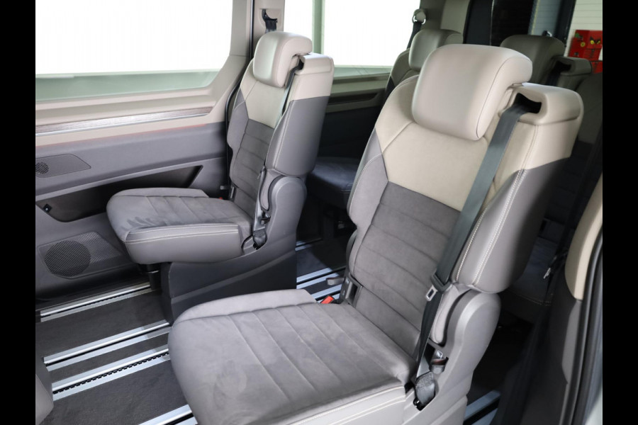 Volkswagen Multivan 1.4 eHybrid L1H1 Style 218 pk Automaat (DSG) | Navigatie | Elektr. trekhaak | Parkeersensoren (Park assist) | Achteruitrijcamera | Adaptieve cruise control | Elektr. schuifdeuren li/re |