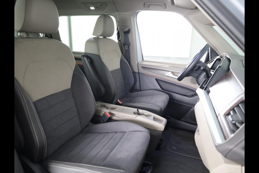 Volkswagen Multivan 1.4 eHybrid L1H1 Style 218 pk Automaat (DSG) | Navigatie | Elektr. trekhaak | Parkeersensoren (Park assist) | Achteruitrijcamera | Adaptieve cruise control | Elektr. schuifdeuren li/re |