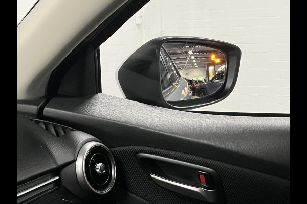 Mazda 2 1.5 SkyActiv-G 90 Exclusive-Line | Automaat | Carplay | Stoelverwarming | Cruise-/Climate control | Navigatie |