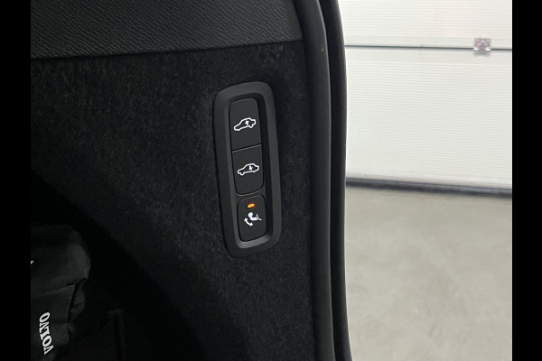 Volvo XC90 2.0 T8 Recharge AWD Inscription | Luchtvering | Trekhaak | Open dak | Adapt. Cruise | Harman & Kardon | Long Range