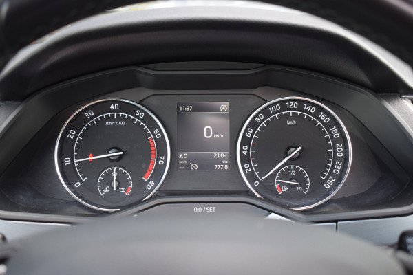 Škoda Superb Combi 1.5 TSI ACT Ambition Business | Panorama | Trekhaak | Apple Carplay