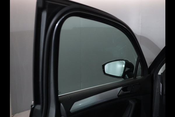 Volkswagen Tiguan 1.4 TSI ACT Comfortline 150pk 6-bak | Pano.dak| Leer| Camera| Volkswagen Tiguan 1.4 TSI ACT Comfortline 150pk 6-bak | Pano.dak| Leer| Camera|