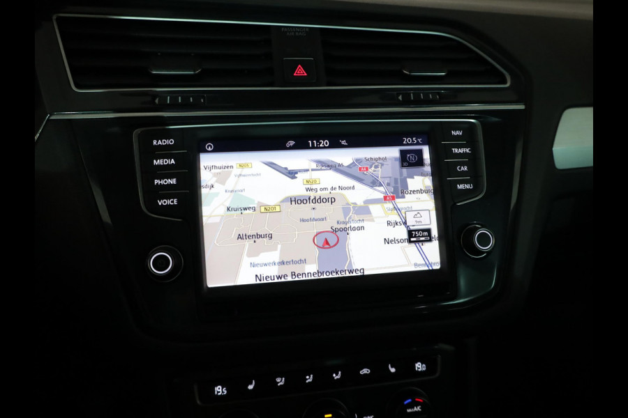 Volkswagen Tiguan 1.4 TSI ACT Comfortline 150pk 6-bak | Pano.dak| Leer| Camera| Volkswagen Tiguan 1.4 TSI ACT Comfortline 150pk 6-bak | Pano.dak| Leer| Camera|