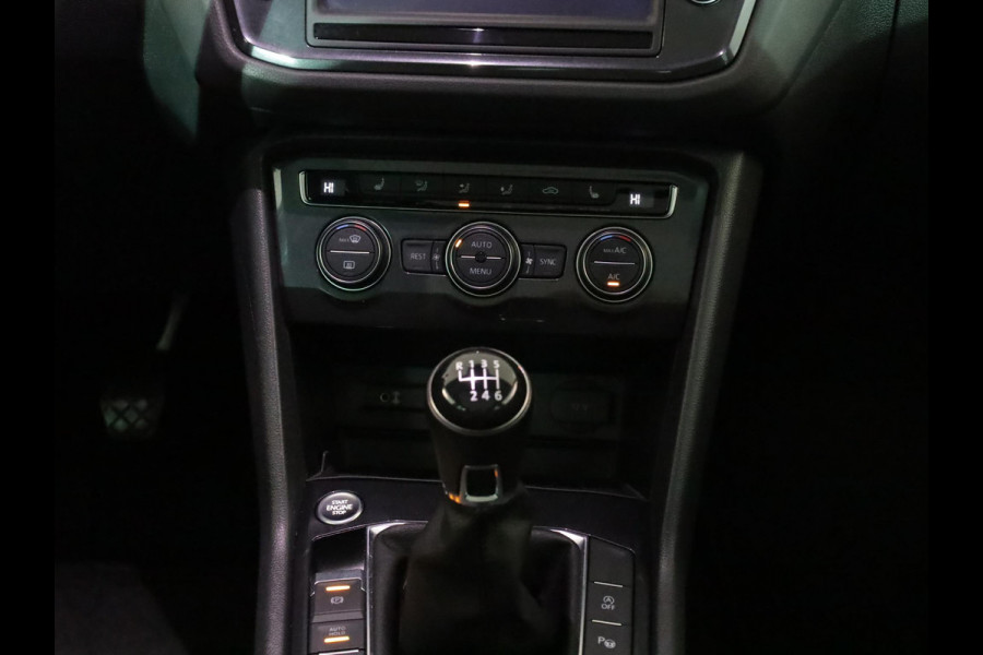 Volkswagen Tiguan 1.4 TSI ACT Comfortline 150pk 6-bak | Pano.dak| Leer| Camera| Volkswagen Tiguan 1.4 TSI ACT Comfortline 150pk 6-bak | Pano.dak| Leer| Camera|