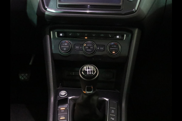 Volkswagen Tiguan 1.4 TSI ACT Comfortline 150pk 6-bak | Pano.dak| Leer| Camera| Volkswagen Tiguan 1.4 TSI ACT Comfortline 150pk 6-bak | Pano.dak| Leer| Camera|