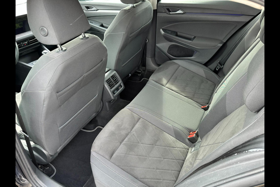 Volkswagen Golf 1.5 TSI R-Line l ACC l XENON