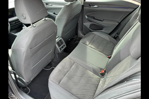Volkswagen Golf 1.5 TSI R-Line l ACC l XENON
