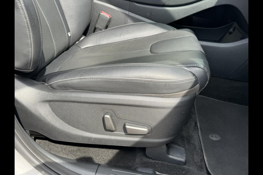 Hyundai Santa Fe 1.6 T-GDI PHEV Premium Adaptive cruise Climate control Stoelventilatie/-verwarming Stuurverwarming Apple/ Android