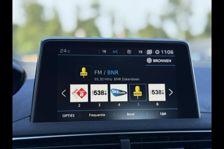 Peugeot 3008 1.2 PureTech Active Automaat,2e Eigenaar,Navi,Trekhaak,Pdc,131pk,Clima,Cruise,N.A.P,Lm velgen,Apk tot 06-2026