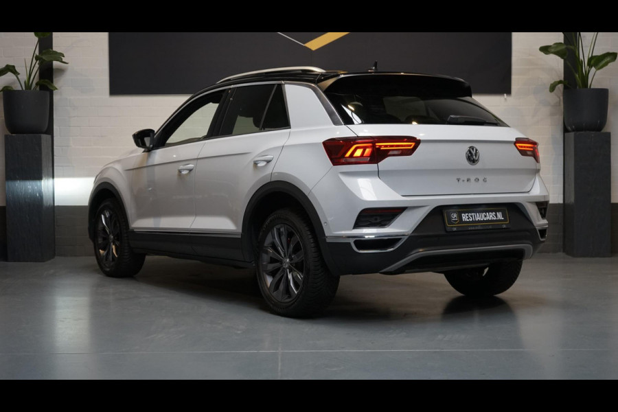 Volkswagen T-Roc 1.5 TSI Sport AUTOMAAT-ACC-BEATS-CAMERA-FULL LED-KEYLESS-LEDER-MODE-PANORAMA-VIRTUEEL