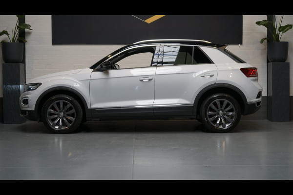 Volkswagen T-Roc 1.5 TSI Sport AUTOMAAT-ACC-BEATS-CAMERA-FULL LED-KEYLESS-LEDER-MODE-PANORAMA-VIRTUEEL