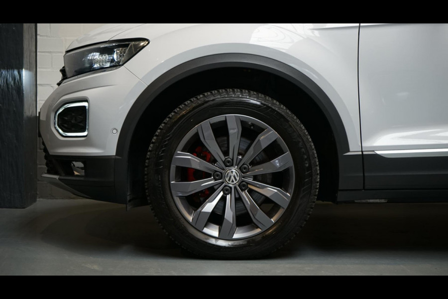 Volkswagen T-Roc 1.5 TSI Sport AUTOMAAT-ACC-BEATS-CAMERA-FULL LED-KEYLESS-LEDER-MODE-PANORAMA-VIRTUEEL