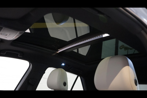 Volkswagen T-Roc 1.5 TSI Sport AUTOMAAT-ACC-BEATS-CAMERA-FULL LED-KEYLESS-LEDER-MODE-PANORAMA-VIRTUEEL