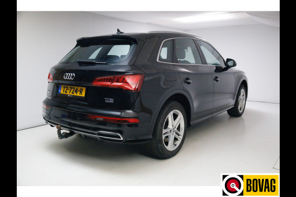 Audi Q5 2.0 TFSI quattro Sport S Line Edition 252 PK | Elektrische achterklep | Cruise-control | Navigatie Wegklapbare trekhaak, Stoelverwarming, Digitaal dashboard, Led, Winterwielenset