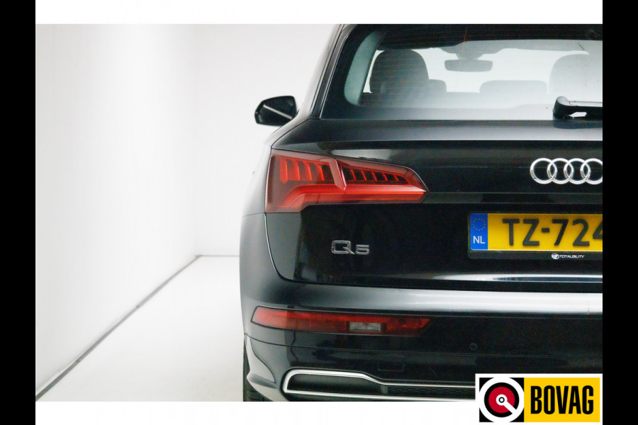 Audi Q5 2.0 TFSI quattro Sport S Line Edition 252 PK | Elektrische achterklep | Cruise-control | Navigatie Wegklapbare trekhaak, Stoelverwarming, Digitaal dashboard, Led, Winterwielenset