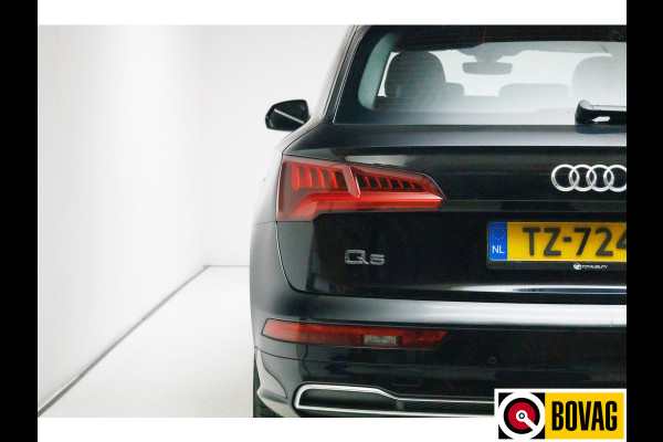 Audi Q5 2.0 TFSI quattro Sport S Line Edition 252 PK | Elektrische achterklep | Cruise-control | Navigatie Wegklapbare trekhaak, Stoelverwarming, Digitaal dashboard, Led, Winterwielenset