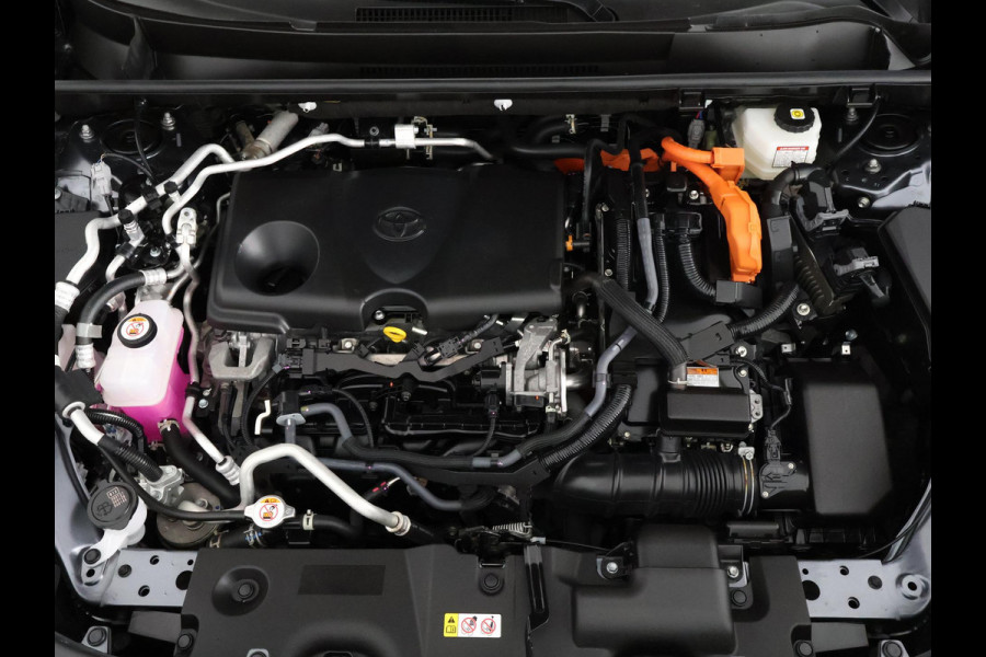 Toyota RAV4 2.5 Plug-in Hybrid AWD Dynamic | 1500KG trekgewicht | Afneembare Trekhaak| Stuur- & Stoelverwarming | Apple Carplay & AndroidAUTO |