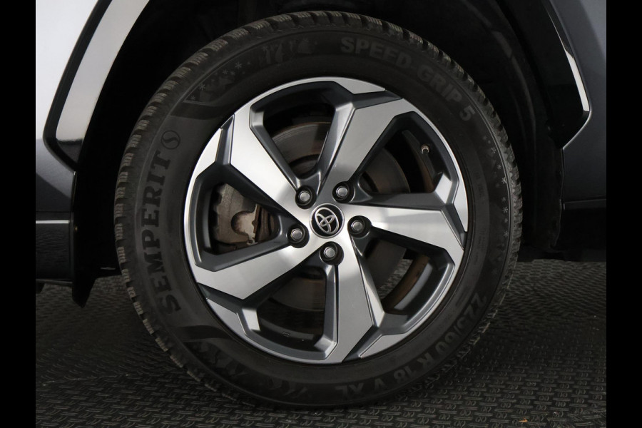 Toyota RAV4 2.5 Plug-in Hybrid AWD Dynamic | 1500KG trekgewicht | Afneembare Trekhaak| Stuur- & Stoelverwarming | Apple Carplay & AndroidAUTO |